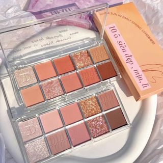 Phấn mắt nhũ lì kiss mophy 10 ô (bảng)