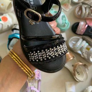 Giày sandal trẻ em đẹp sỉ giá rẻ