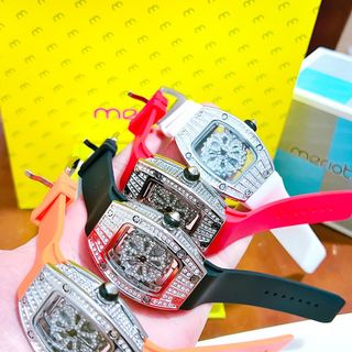 Đồng hồ nữ meriots măth xoang đá lắp lánh