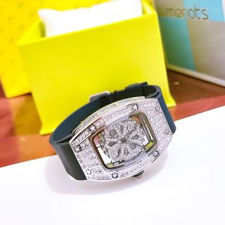 Đồng hồ nữ meriots măth xoang đá lắp lánh