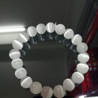 Vòng tay màu trắng 10li