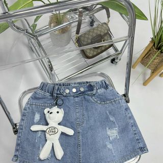 Sooc giả váy cho bé gái