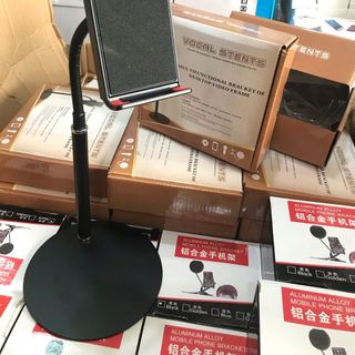 Kẹp iPad để bàn bằng kim loại đẹp mã P100