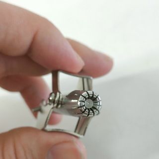 Dụng cụ tỉa lông mũi