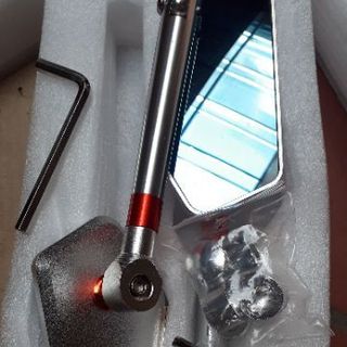 Gương chiếu hậu RIZOMA IPHONE thời trang giá sỉ