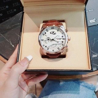 ĐỒNG HỒ TAGG HEUER DA NAM TRUNG CẤP