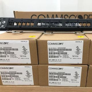 Pacth panel 24 cổng Commscope mẫu mới Cat5 Cat6
