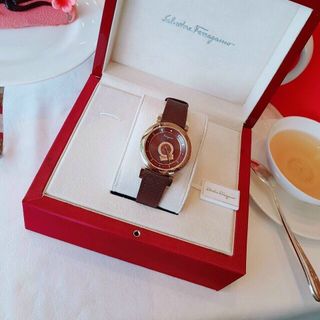 ĐỒNG HỒ SALVATORE FERRAGAMO MlNUETTO CAO CẤP