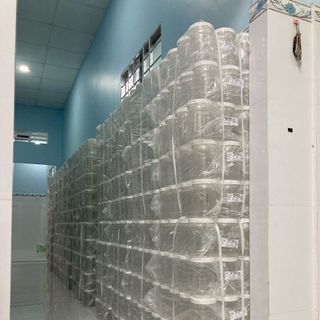Các loại can và hủ pet