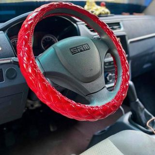 Bọc vô lăng nhiều kiểu, nhiều màu, nhiều kích thước.