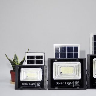 Đèn năng lượng mặt trời công suất 40w giá sỉ