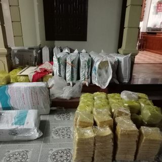Vỏ ram,lá ram, bánh ram Hà Tĩnh - dùng cuốn thịt băm với hành mùi, ăn giòn, ngon. Một tập được 450g. Dropship từ 5 tập - 1.350g