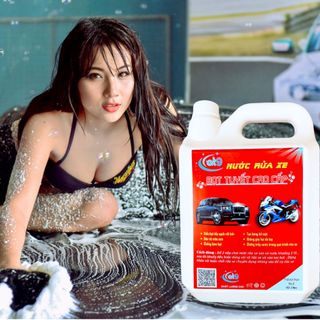 Bọt tuyết rửa xe AT9 đậm đặc loại 5 lít dùng cho máy rửa xe không chạm với bình xịt bọt tuyết xe máy oto