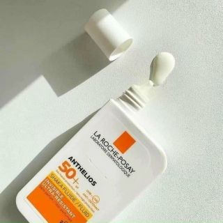 KEM CHỐNG NẮNG LA ROCHE POSAY SPF 50+