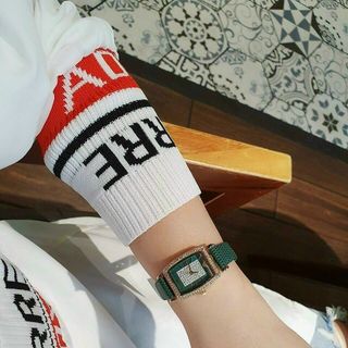 ĐỒNG HỒ ARRMANI NỮ DÂY DA MINI CAO CẤP