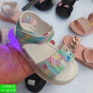 Giày sandal trẻ em dễ thương cho bé gái sỉ giá rẻ