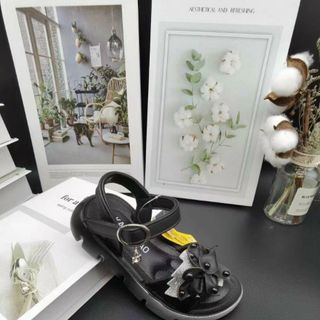 Giày sandal trẻ em /bé gái đính hoa