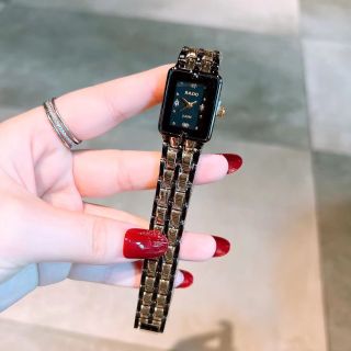 Đồng hồ raddo nữ vuông
