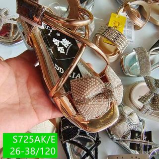 Giày sandal trẻ em/bé gái S725 sỉ giá rẻ