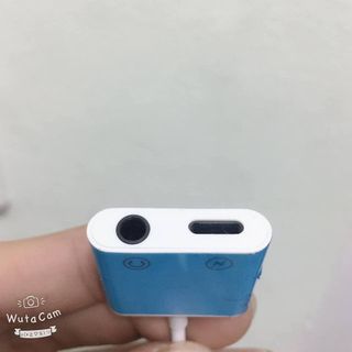 Cáp chuyển đổi MH030 chân dẹp IPhone ra 1 chân dẹp, 1 chân tròn 3.5mm Full box