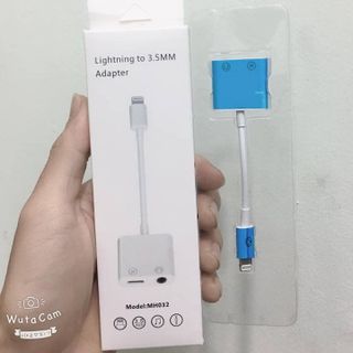 Cáp chuyển đổi MH030 chân dẹp IPhone ra 1 chân dẹp, 1 chân tròn 3.5mm Full box