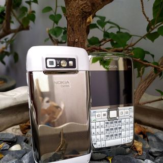 Điện thoại nokia E71