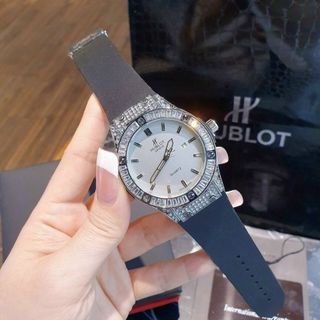 ĐỒNG HỒ HUBLLOT NAM ĐÁ VUÔNG