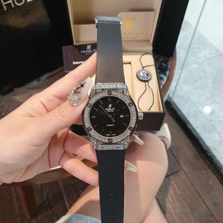 ĐỒNG HỒ HUBLLOT CẶP HAI VIỀN ĐÁ