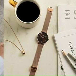 ĐỒNG HỒ DANIEL WELLlNGTON PETITE AMBER NEW CAO CẤP