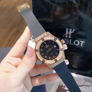 ĐỒNG HỒ HUBLLOT NỮ ĐÁ VUÔNG