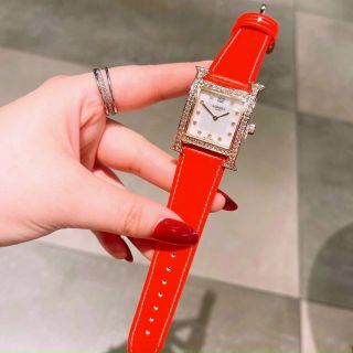 ĐỒNG HỒ HERRMES DÂY DA NỮ XINH XINH
