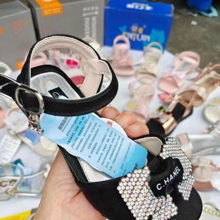 Giày Sandal trẻ em đính nơ dễ thương