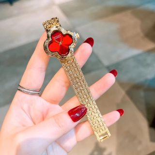 Đồng hồ cỏ bốn lá đẹp mới