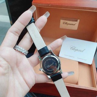 ĐỒNG HỒ CHOPPARD DA NGỌC TRINH XINH