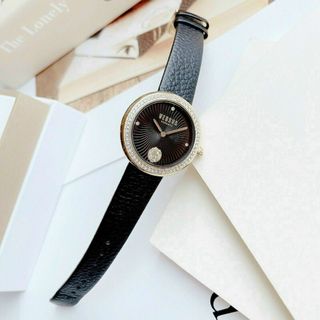 ĐỒNG HỒ VERSUS NEW COLLECTION CHÍNH HÃNG