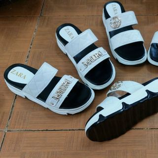 Dép sandal quai ngang