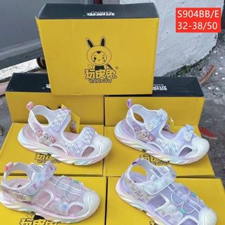 Giày sandal trẻ em bit mũi hình công chúa