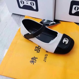 Giày búp bê trẻ em có quai ngang phối 2 màu