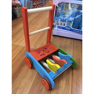 Xe tập đi bằng gỗ (con gà)