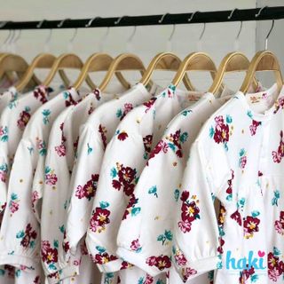 Váy hoa tím cho bé gái HAKI - hồng - trắng TH051