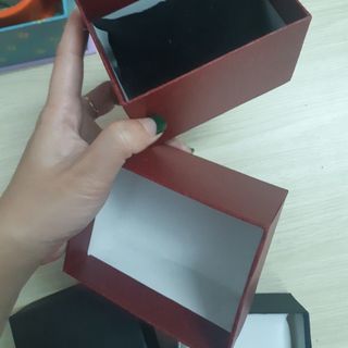 Hộp Đồng Hồ - Hộp Đỏ Đựng Cứng Đồng Hồ Đeo Tay