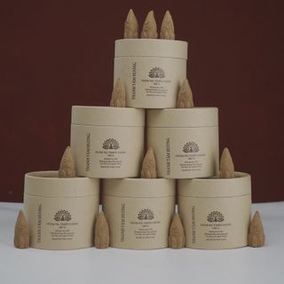 Nụ Trầm Hương Trám Đen Thu Hút Tài Lộc