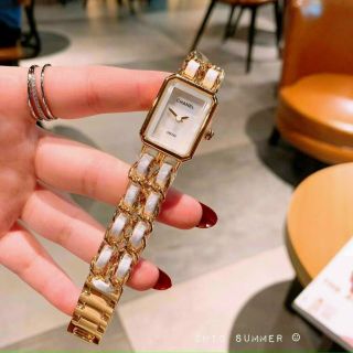ĐỒNG HỒ CHANE DA XÍCH XINH NỮ