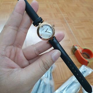 ĐỒNG HỒ GUCCl DÂY DA CAO CẤP SALE