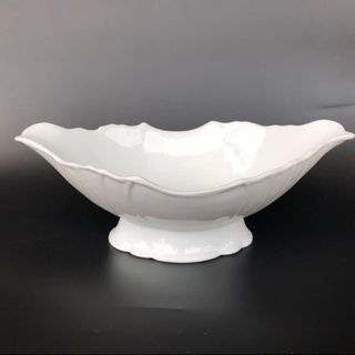 Bát thuyền đựng gà