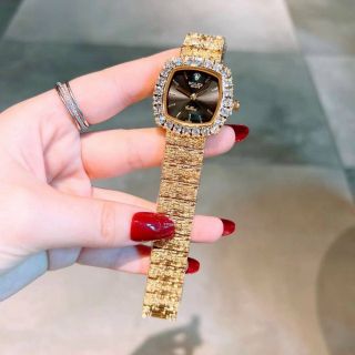 ĐỒNG HỒ ROLLEX VUÔNG NEW