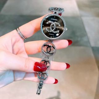ĐỒNG HỒ CHANE LẮC NEW2022 NỮ XINH XINH