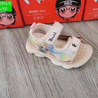 Dép Sandal trẻ em hình công chúa đẹp