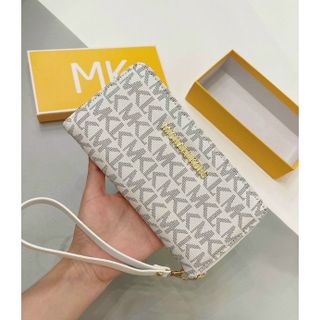 VÍ DÀI MK TIỆN LỢI THỜI TRANG