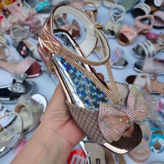 Sandal trẻ em kiểu dáng đẹp sỉ giá xưởng